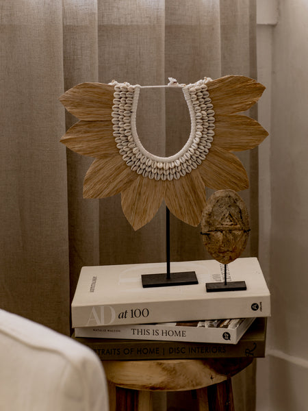 IMPERFECT Sol Decorative Stand
